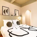 Appartement Loft Unique - Opéra / Palais Royal - 2 *